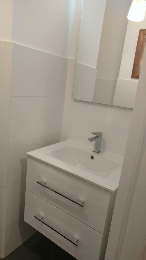 Apartament Wybickiego Apartment Poznan Ngoại thất bức ảnh